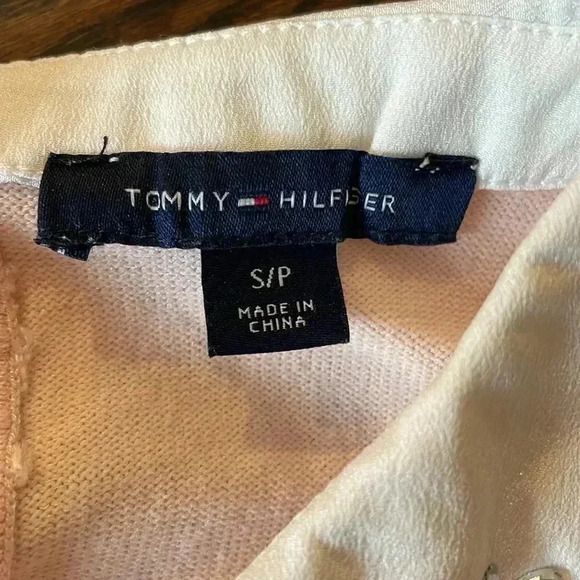 Tommy Hilfiger Contrast-Hem Shirt Embellished Collar Sweater in Pink Small - Picture 6 of 7